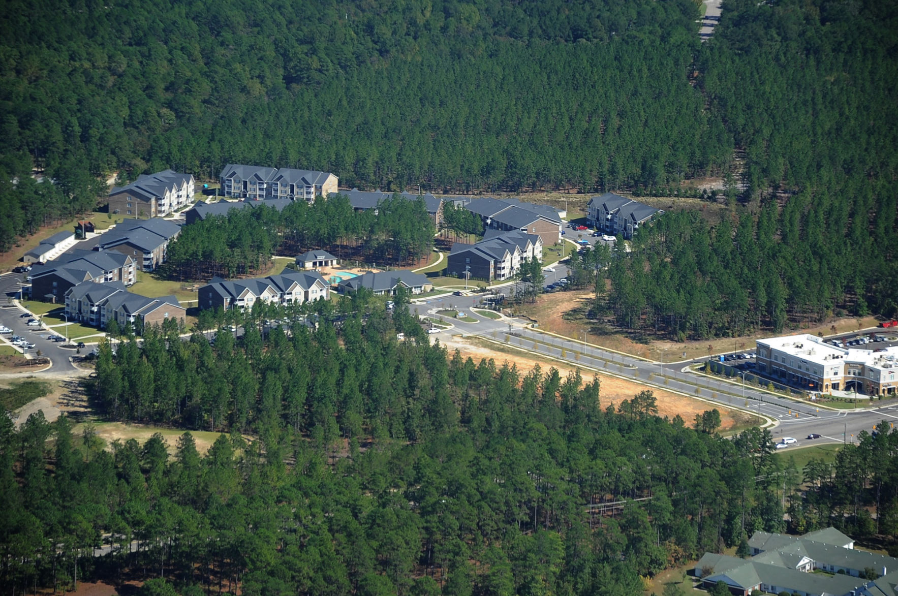 Legends at Morganton apts01.jpg